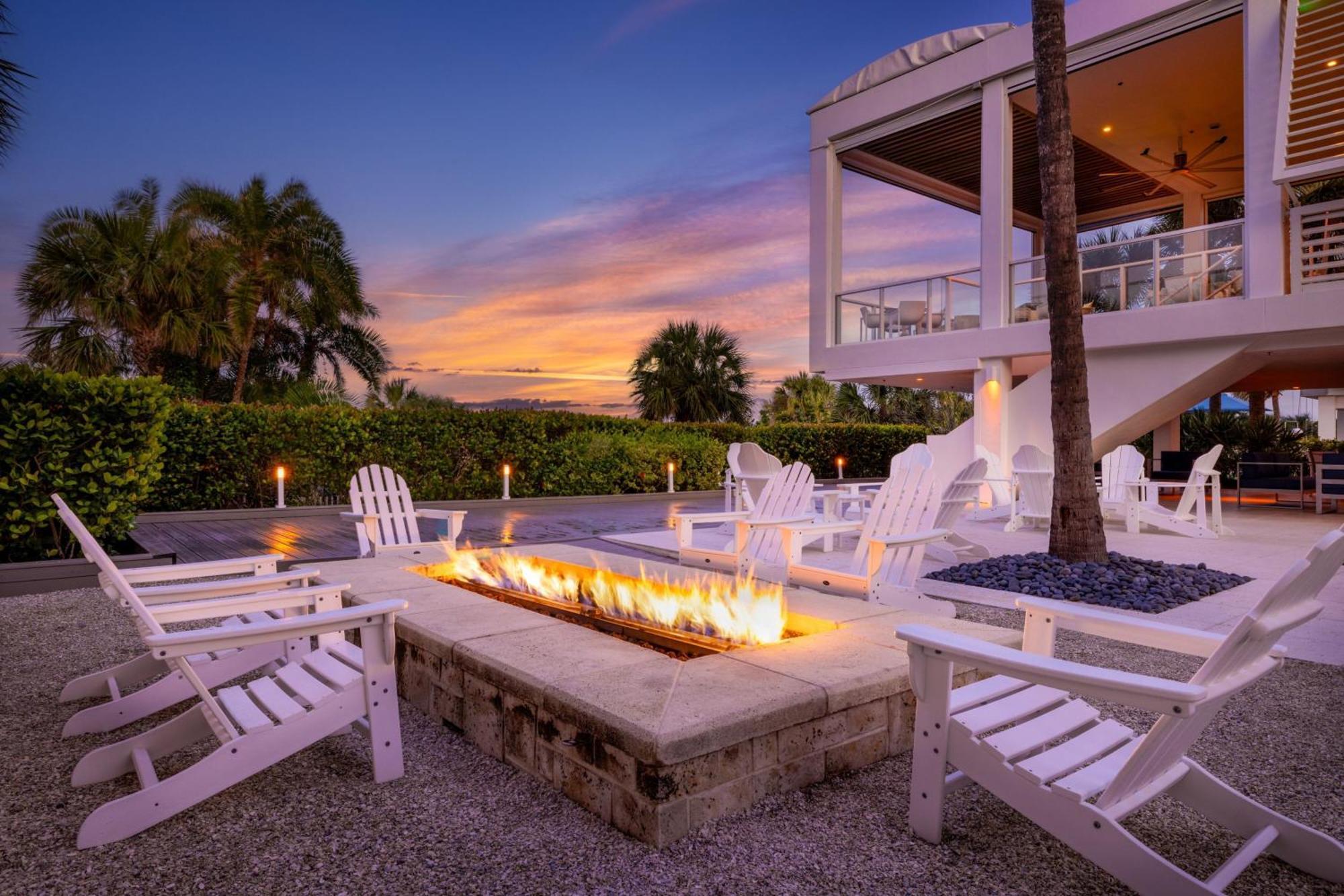 Marriott'S Crystal Shores Hotel Marco Island Exterior photo